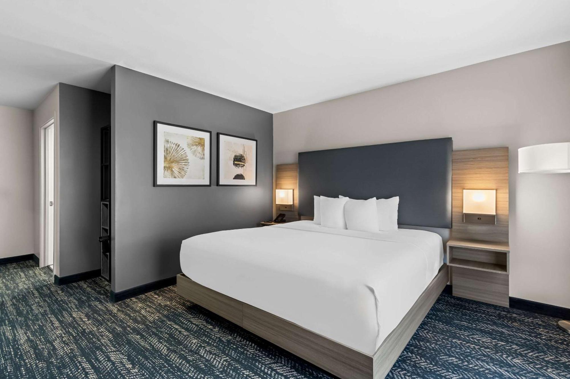 Hourglass Hotel, Ascend Hotel Collection Бейкерсфилд Экстерьер фото